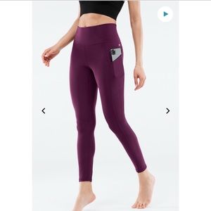 Fabletics 7/8 burgundy leggings - XS